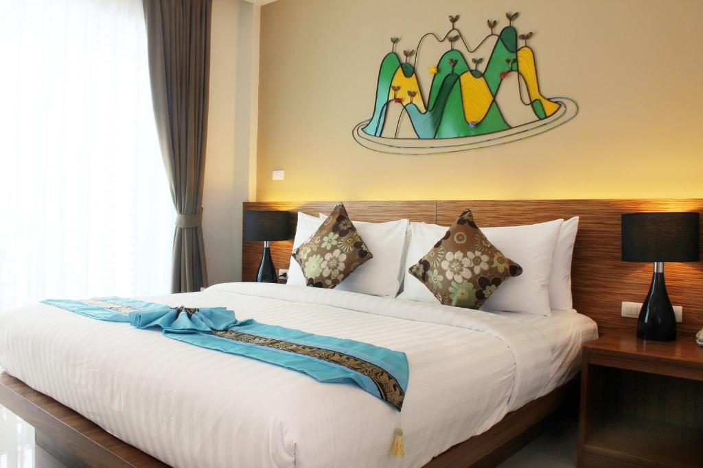 Puding Holiday World Pantai Kata Bilik gambar